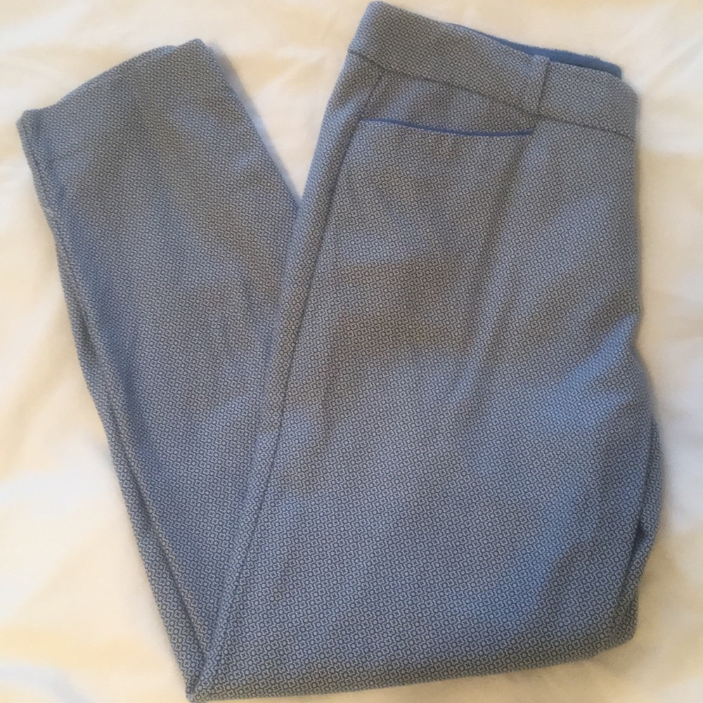 The Limited white/blue ankle/cropped pants